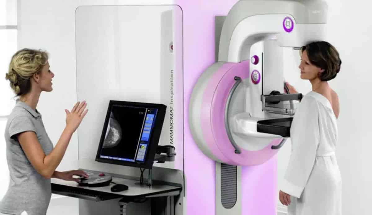 Mamografi, meme kanseri tanısı için 40 yaşından sonra yılda 1 kez yapılmalı