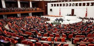 Bakanların ömür boyu tüm sağlık harcamaları vatandaşın cebinden çıkacak Bakanların ömür boyu tüm sağlık harcamaları vatandaşın cebinden çıkacak