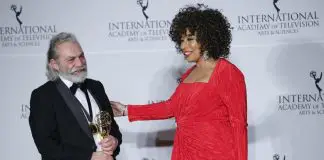 Haluk Bilginer, Şahsiyet dizisindeki rolü ile Uluslararası Emmy Ödülleri’nde en iyi erkek oyuncu seçildi Haluk Bilginer, Şahsiyet dizisindeki rolü ile Uluslararası Emmy Ödülleri'nde en iyi erkek oyuncu seçildi