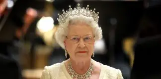 Kraliçe Elizabeth tahtı oğlu Charles’a bırakma kararı aldı Kraliçe Elizabeth