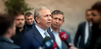Mansur Yavaş: Özel sektörde mesai saatlerini değiştirmek istiyoruz Mansur Yavaş: Mesai saatlerini değiştirmek istiyoruz