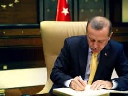 Erdoğan masasındaki en beğenilen siyasetçiler anketi