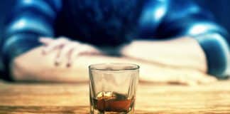 İngiliz bilim insanı en hızlı sarhoş eden alkollü içkileri sıraladı