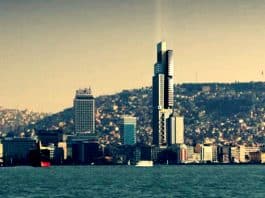 İzmir Konak'ta Zorlu'nun 250 metrelik gökdelen inşaatı başladı