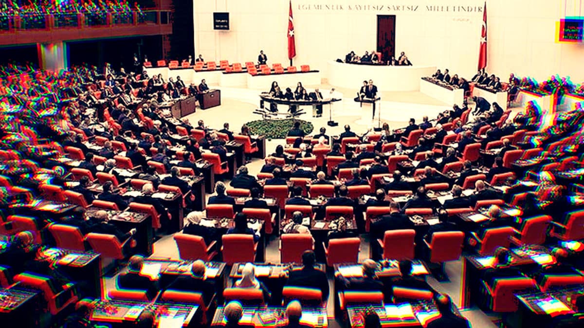 Koronavirüs araştırma önergesi AKP MHP oylarıyla reddedildi