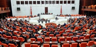 Libya Tezkeresi Meclis ten AKP ve MHP oylarıyla geçti