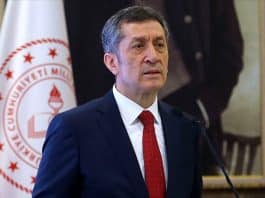 Milli Eğitim Bakanı Ziya Selçuk da güvenmemek lazım!