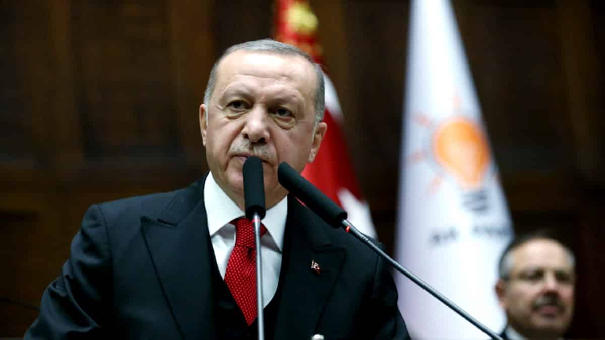 Erdoğan: Askerimize zarar gelirse rejim güçlerini her yerde vuracağız