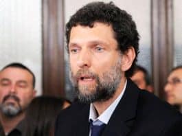 Gezi davasından beraat alan Osman Kavala yeniden tutuklandı