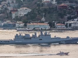 rus savaş gemileri fırkateyn istanbul boğazı geçişi