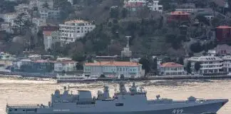 Rus savaş gemileri İstanbul Boğazı’ndan geçti rus savaş gemileri fırkateyn istanbul boğazı geçişi