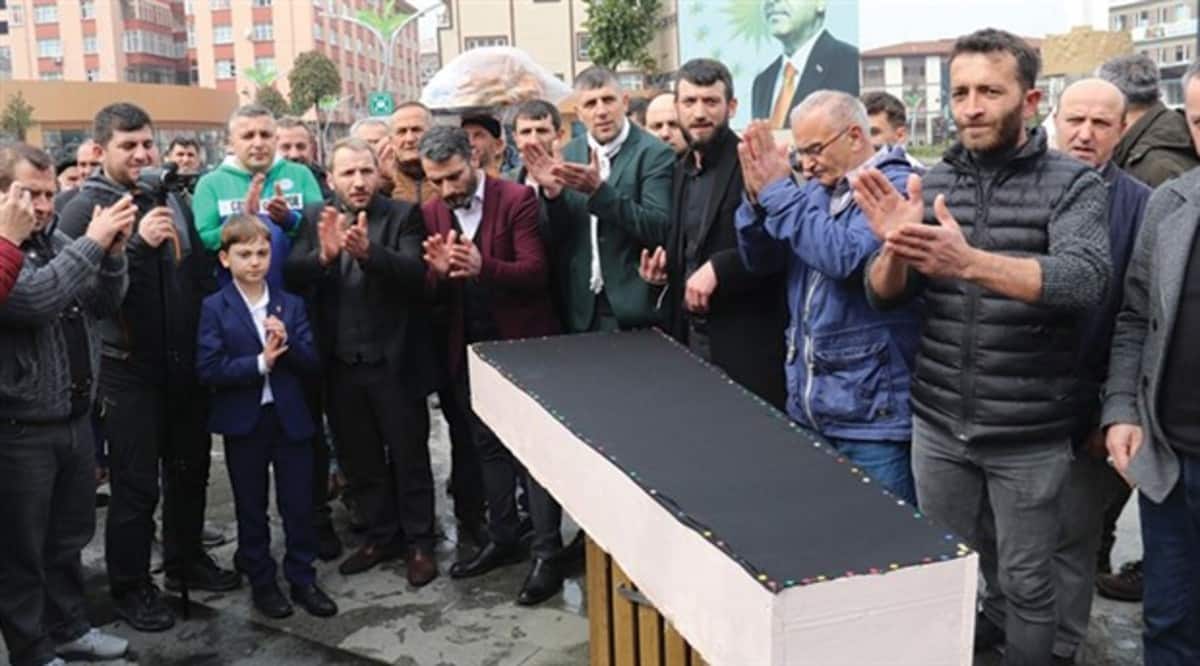 rize AKP liler DEVA Partisi için gıyabi cenaze namazı kıldı