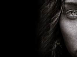 Kadın: Her şeyimize karıştınız, peki karışmadığınız ne kaldı?