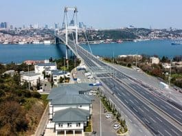 Reuters fotoğrafları ile sokağa çıkma yasağında İstanbul