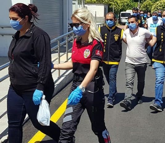 Çelik kasa çalan hırsızlara sosyal mesafe cezası kesildi!