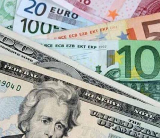 Dolar/TL kuru 7.16'yı, Euro/TL ise 7,73 seviyesini geçti!