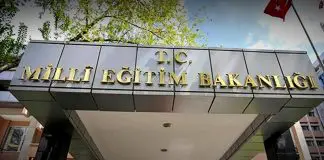Okulda öpüşme davası: MEB, felç kalan öğrenciye 1 milyon 700 bin TL tazminat ödeyecek okulda öpüşme davası