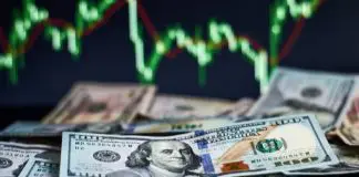 Dolar 8.30’un üzerinde, Euro kuru ise 9.90’ı aştı! dolar kuru