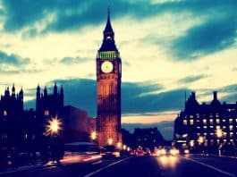 ingiltere sokağa çıkma yasağı