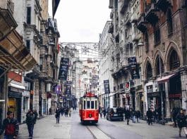 istiklal caddesi