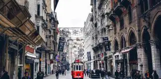 İstiklal Caddesi’ne girişte kişi limiti kısıtlaması getirildi istiklal caddesi