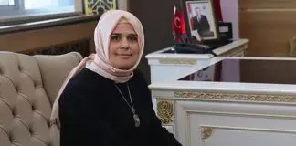 Yeni Akit yazarı: Akademide dil barajını geçenler Batıcı-FETÖ’cü Yeni Akit yazarı: Akademide dil barajını geçenler Batıcı-FETÖ'cü