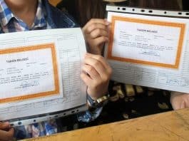 Derslere erişemeyen öğrenciler karne aldı: Okuma yazma bile öğrenemediler!