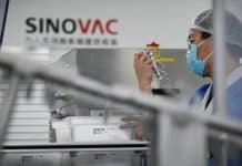 Sinovac CoronaVac aşısı yan etkileri neler? Alerji riski var mı? sinovac