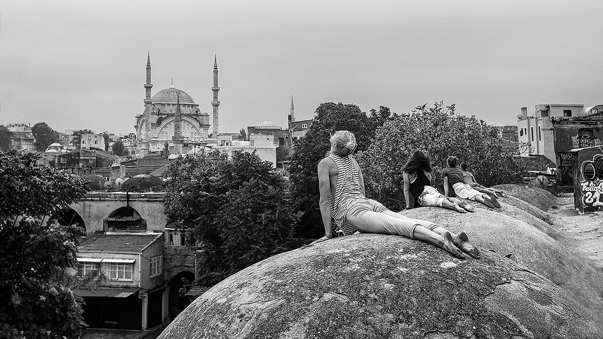 Timurtaş Onan yeni fotoğraf kitabı: İstanbul Bir Garip Şehir