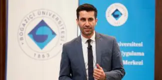 DEVA kurucu üyesi Oğuzhan Aygören, Boğaziçi rektör danışmanlığını kabul etmediğini açıkladı Boğaziçi öğretim görevlisi Oğuzhan Aygören, rektör danışmanlığını kabul etmediğini açıkladı