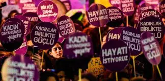 Türkiye uygar dünyanın gözünde büyük bir saygınlık kaybı yaşıyor! Türkiye uygar dünyanın gözünde büyük bir saygınlık kaybı yaşıyor!