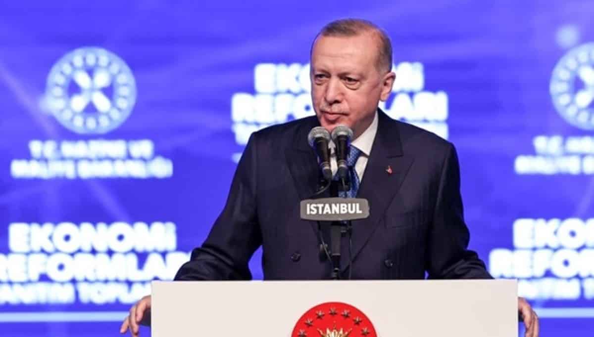 Erdoğan ekonomi reform paketini açıkladı: 850 bin esnafa vergi muafiyeti
