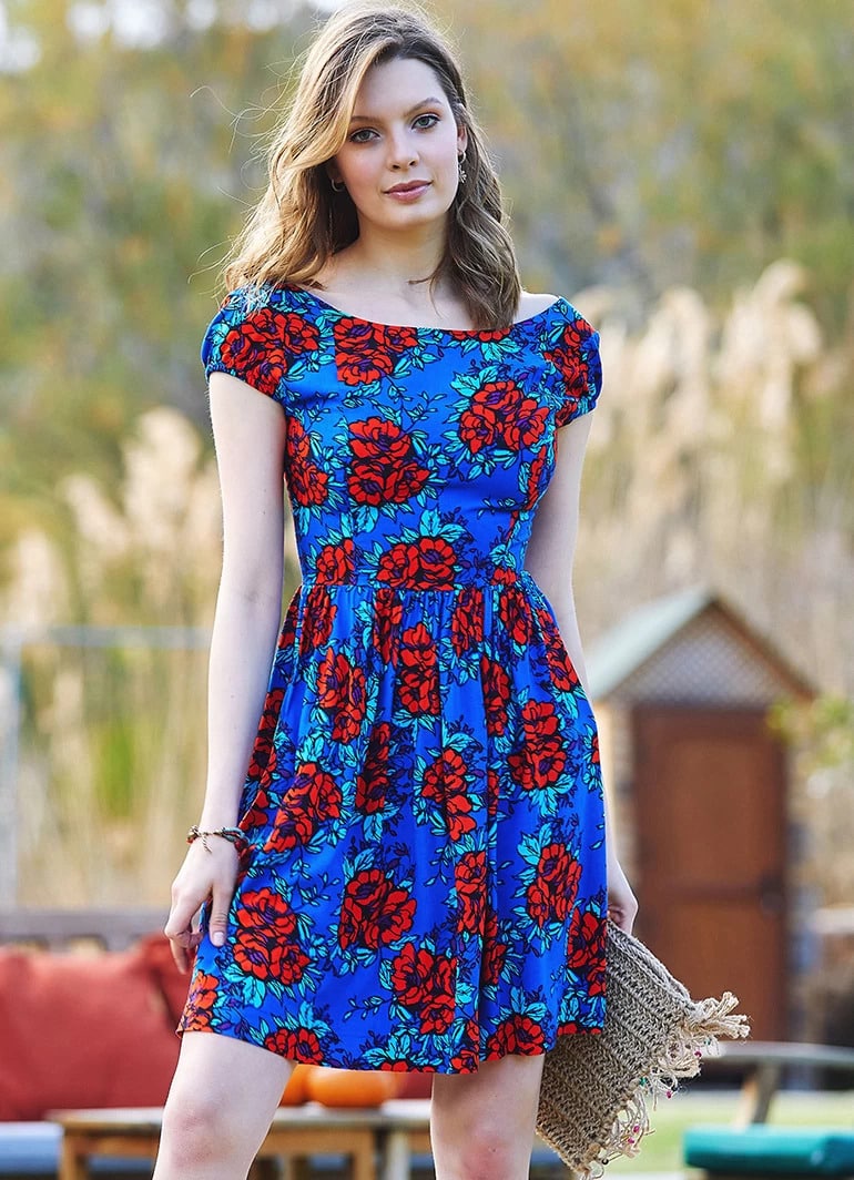 çiçekli yazlık elbise