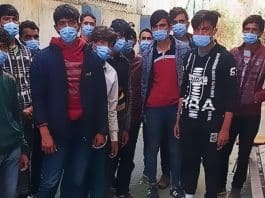 üniversite yabancı uyruklu