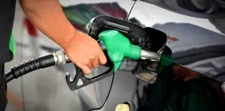 Akaryakıt zamlarına vatandaştan tepki: Zamlar böyle giderse benzini de koklayarak alacağız! Akaryakıt zamlar