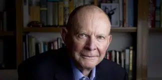Wilbur Smith: Biyografi Wilbur Smith