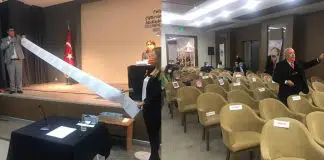 AKP döneminde satılan tesisler açıklandı, AKP’liler salonu terk etti akp döneminde satılan