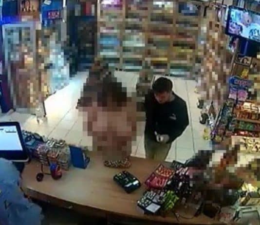 üstsüz alışveriş