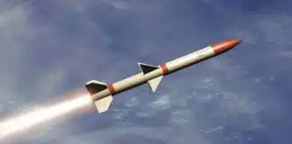 Roketin altında ölüme milim kala roket