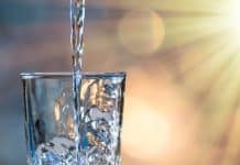 Gerçekten günde 2 litre su içmek gerekiyor mu? 2 litre su