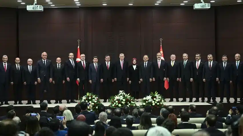 erdoğan'ın yeni kabinesi