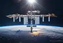 NASA uzay istasyonunun insanların üzerine düşmesinden korkuyor uzay istasyonu