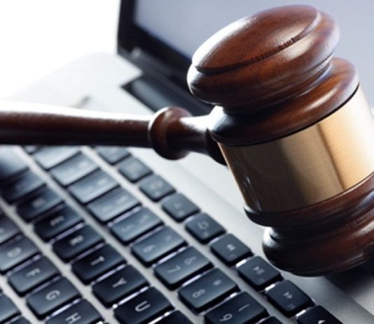 Sosyal medyada hakaret