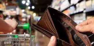 Yoksulluk sınırı 50 bin lirayı aştı: Memurlar açlık sınırının altında yaşıyor!