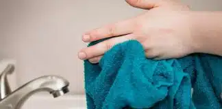 Uyuz hastalığı partnere ve ev halkına daha kolay bulaşıyor! Uyuz hastalığı