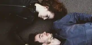 İlişkide sorun olmaması için bir kör, bir sağır olmalı! ilişkide sorun