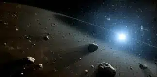 Hubble Teleskobu hatayla 1700 asteroit keşfetti asteroit