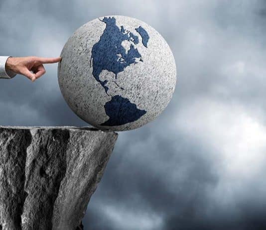 Şeytanın gör dediği dünya