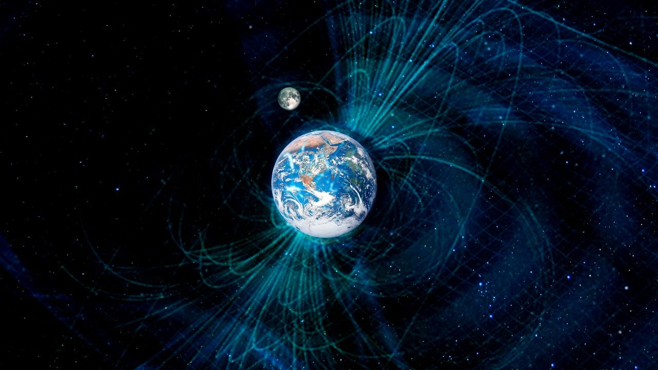 earth magnetic field