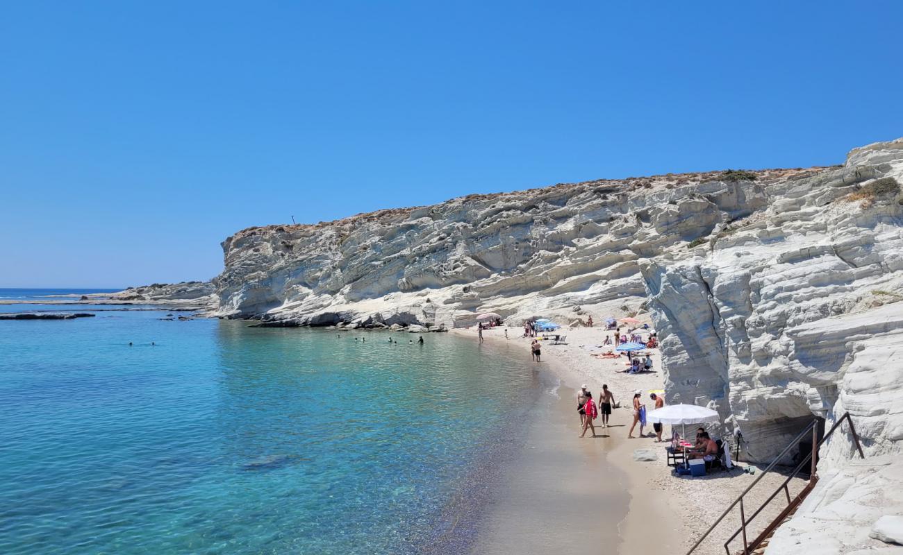 Delikli Koy – Çeşme